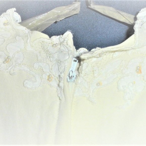 Vintage COMMUNION DRESS Vintage Girls Wedding Dress Bridesmaid Dress Costume - Picture 2 of 9